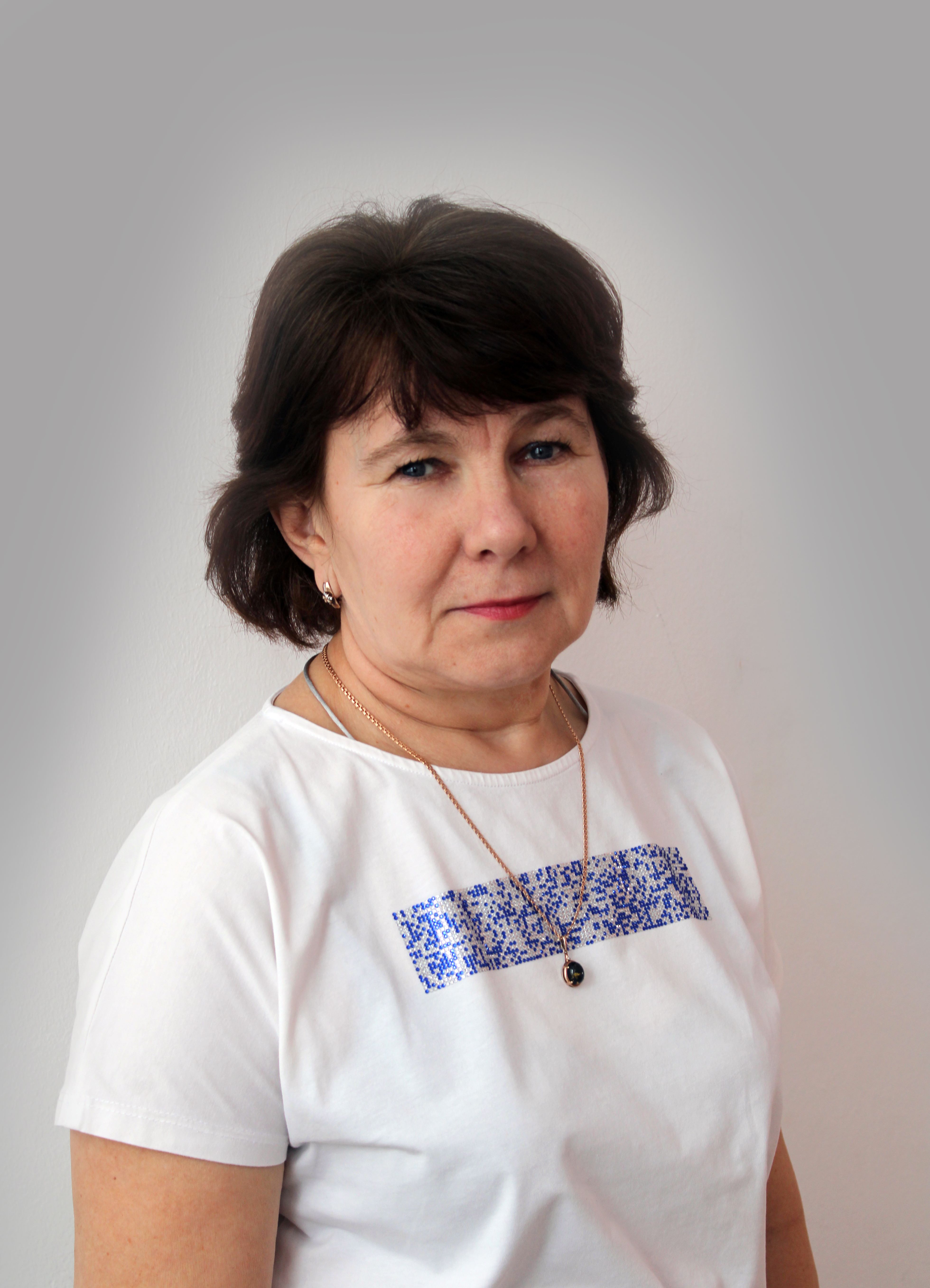 Попова Тамара Александровна.